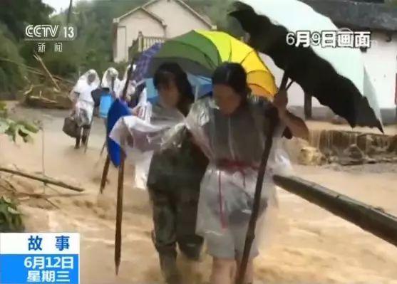 江西吉安暴雨致50多位村民被困 生死营救55小时